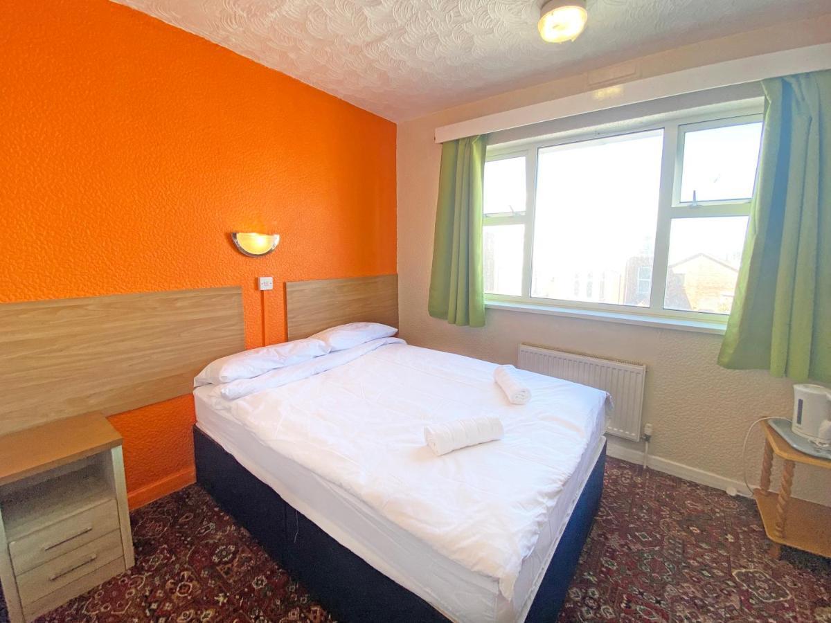 The J & S Hotel Blackpool Luaran gambar
