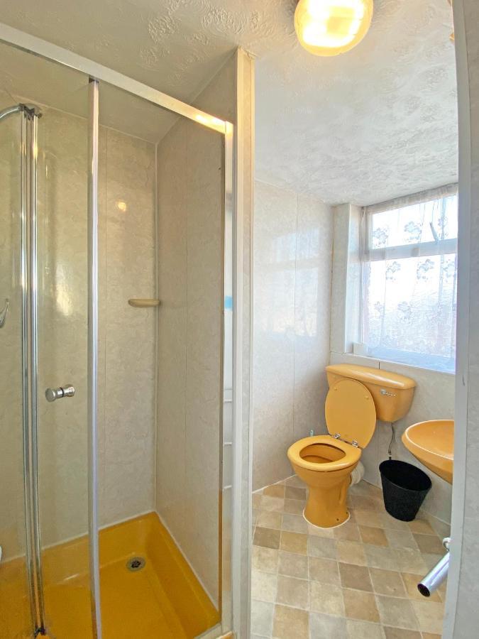 The J & S Hotel Blackpool Luaran gambar